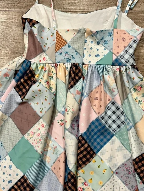 Dolls Kill x Holly Hobbie Stitched With Love Patchwork Mini Dress Size Small - Picture 7 of 11